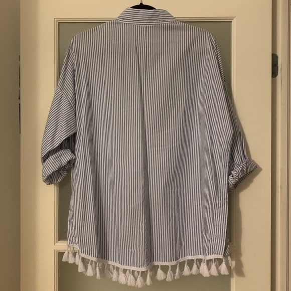 Striped boyfriend shirt with tassel trim - Picture 3 of 3